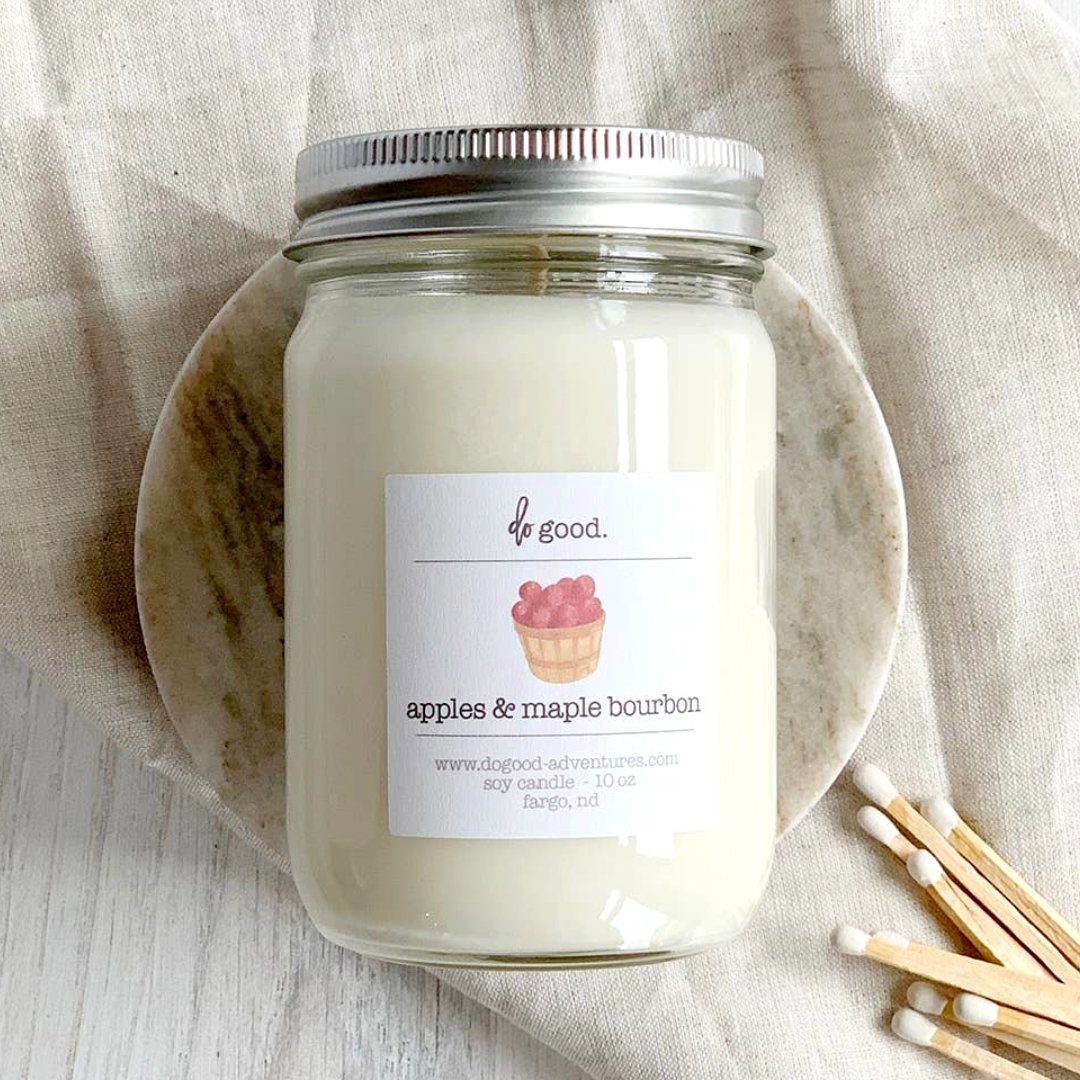 https://localwe.com/cdn/shop/products/applesandmaplebourboncandle1080.jpg?v=1634156913