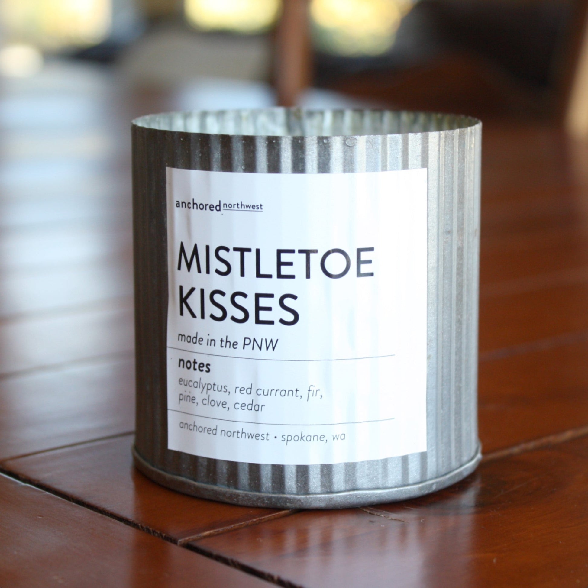 Wood Wick Soy Candle - Mistletoe Kisses - Made in the USA